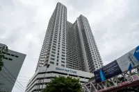 Grand View Tower by RedDoorz - 1-Star