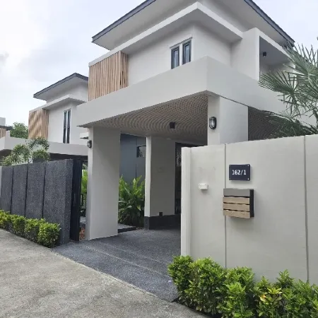 AURA STAY | Cozy Pool Villa Walk to Kad Farang