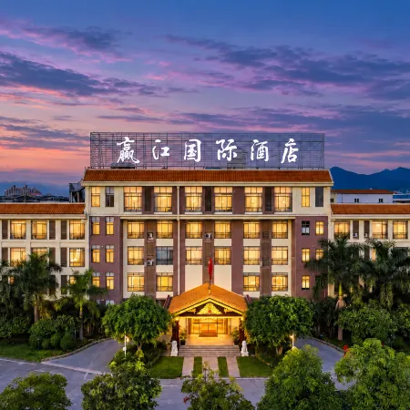 Jinggu Yingjiang International Hotel