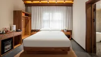Floral Lux ·Shenxiangdu Homestay (Songhua River Bohai Millennium Fishing Village Branch) - Airport Shuttle