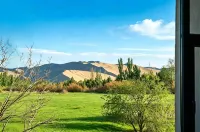 Moyue Moon Field Stargazing Pastoral Family Resort Homestay Dunhuang Mingsha Crescent Lake - Romantische