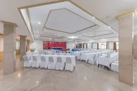 Hotel Ayong Linggarjati Kuningan Mitra RedDoorz - موقف سيارات