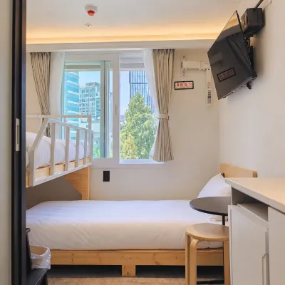 Gwanghwamun Stay Hotels near Rice Museum