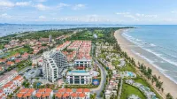 Tra Co Long Beach Hotel & Resort - Parkering