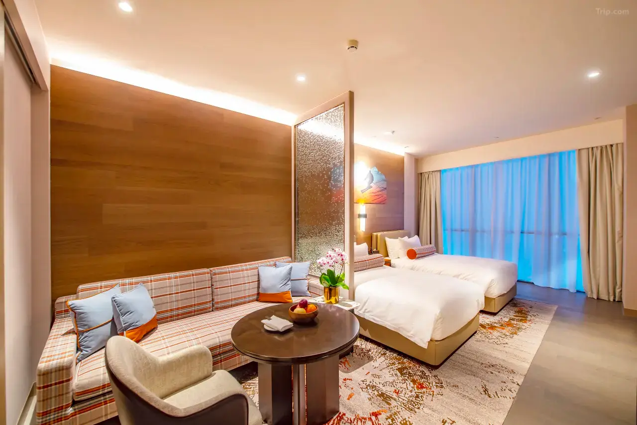 臨港冰雪明城ホテル