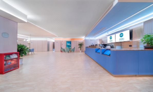 HanTing Hotel (Chongqing Pengshui County Shizijie)