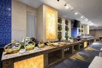 Renhe Hotel (Jianguo Road) فنادق في تونغ لياو