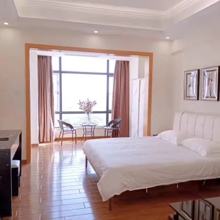 Viener Seaview Hotel (Aotou Branch)