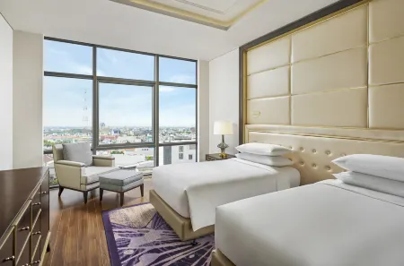 Sheraton Can Tho Отели рядом с достопримечательностью «Cai Rang Floating Market»