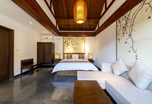 무톈위 호텔 입구