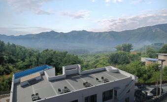 Yishan Yisu Vegetarian B&B