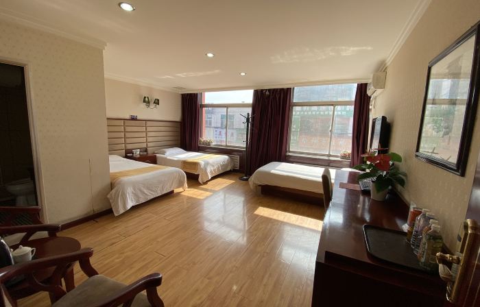 Mercure Dingbian Hotel