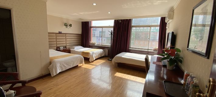 Mercure Dingbian Hotel Các khách sạn ở Định Biên