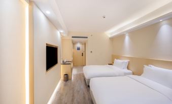 Guiyang.JOYMONT Hotel (GuomaoXinying1950)