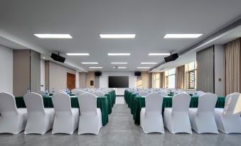 Echarm Hotel (Macheng Square Branch)