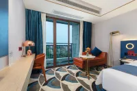 Jiyue Hotel (Nanxiong RT-Mart)