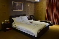 Tianyou Business Hotel (Hebi Qi Zhaoge Road)