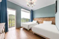Qiandao Lake Canoe Town Homestay - Private Pools