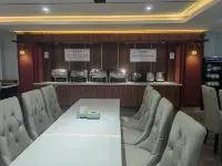 Erenhot Jingtai Hotel