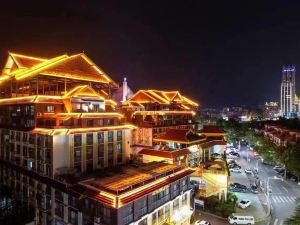 Xiyue Homestay (Jiangbian Night Market Gaozhuang Starlight Night Market)