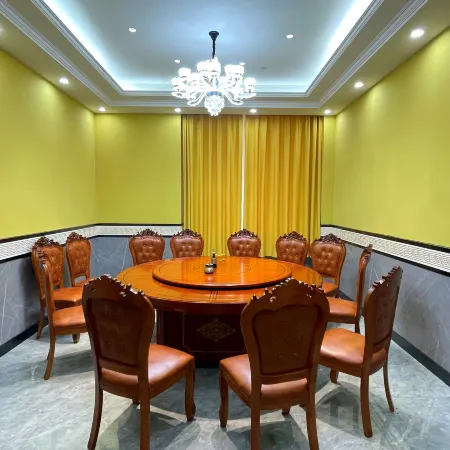 Tuancheng Hotel (Hotan Tuancheng Scenic Area)
