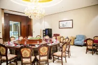 Wangfu Hotel فنادق في جونغ شيانغ