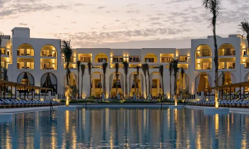 Serry Beach Resort
