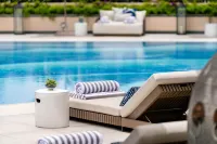 REGENT HONG KONG - Infinity Pools