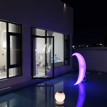 Zhaolan Light Luxury Vacation Homestay (Tekes Bagua City Store)