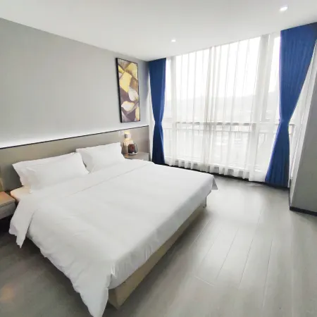 7 Days Premium Hotel (Chengdu Renshou European Street)