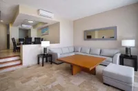 Wyndham Grand Cancun All Inclusive Resort & Villas - Balcony
