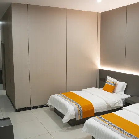 Qiaojia Express Hotel, Lixian County