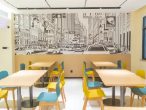 City Comfort Inn Hotel Wuzhou Wangfu Hotel a Cangwu