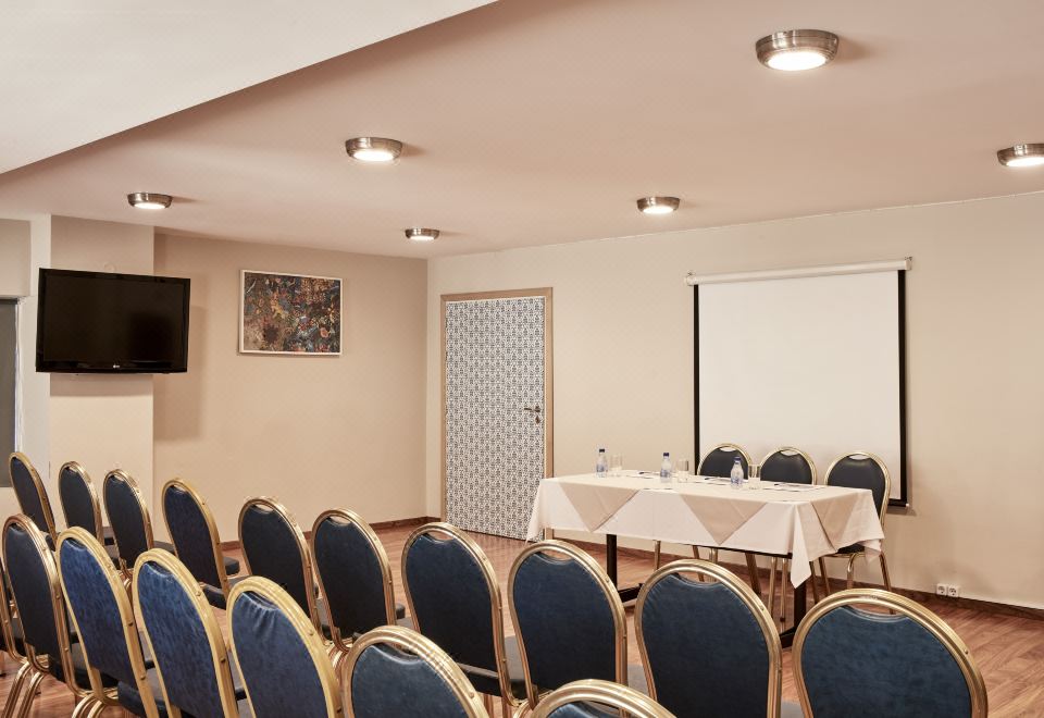 3. 칸디아 호텔 아..