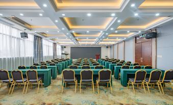 Echarm Hotel (Guangzhou Baiyun Station Jiangxia Subway Station)