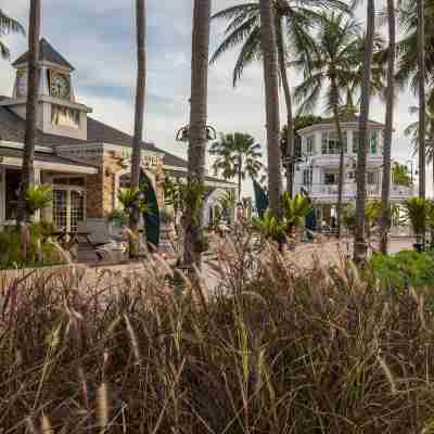 แอมบาสซาเดอร์ ซิตี้ จอมเทียน Hotel Exterior
