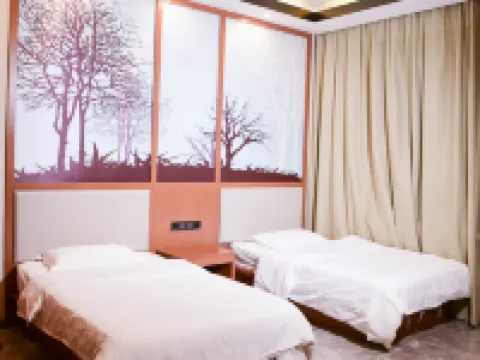 呼瑪鑫達ホリデイホテル 呼瑪のホテル