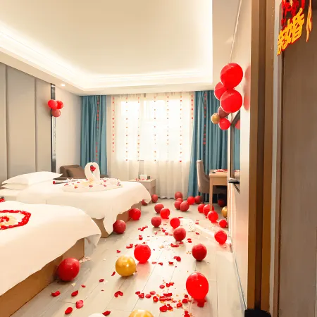 Huaxuan Zhengxiang Fashion Hotel