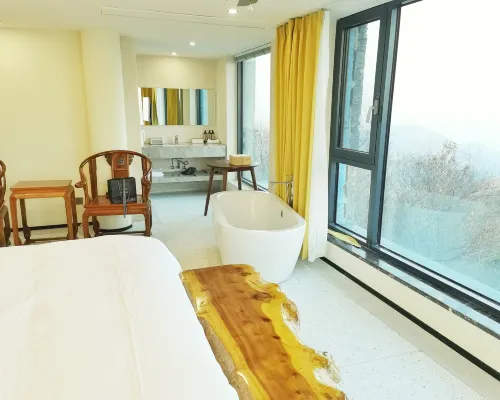 Moutain Top Sunrise Boutique Hotel Hotels in Jurong