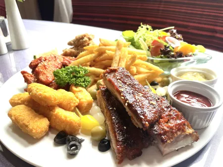 Le Midi Hotel Chitou Отели рядом с достопримечательностью «Wangyou Forest»