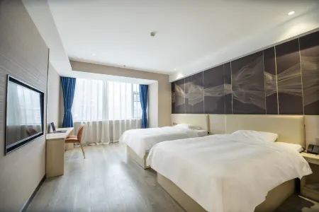 Huanyan Hotel (Cangzhou Chunyu Auto City) Отели рядом с достопримечательностью «Baiyi Buddhist Convent»