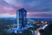 Resinda By Padma Hotel Karawang Hotel dekat Toko LIE, "hasil keringat" Stasiun Cikampek