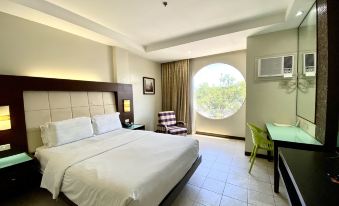 Circle Inn Hotel and Suites Bacolod