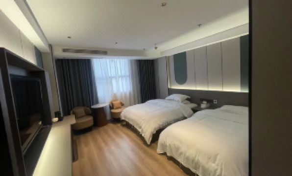 Junlong Hotel Lichuan