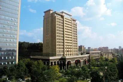 Nanchong Oriental Garden Mingyu Heiya Hotel