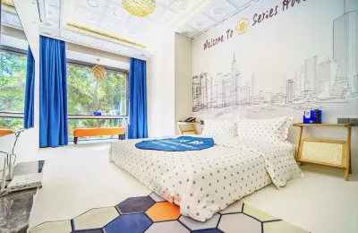 18 Yun Boutique E-sports Hotel Các khách sạn gần Taohuacun