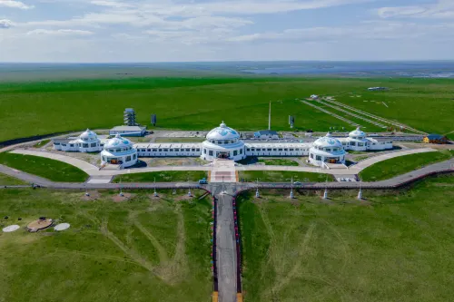 Hulunbuir Old Barag Banner Baiyinhada Khan Palace Hotel Hotels in Old Barag Banner