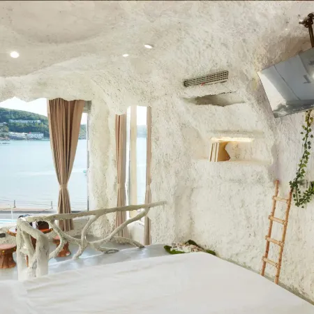 Shiyu Napianhai Cave Boutique Stay