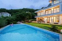 June Bay. sea and sunr i se Golf Pool Seaview Villa (Zhujiajian Nansha Store)