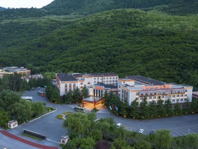 Poly New Jiuzhai Hotel